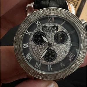 Women’s freeze watch